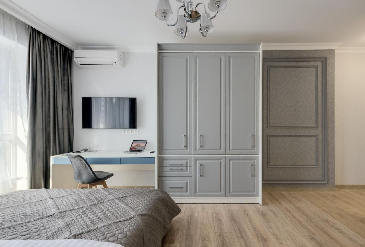 Modern New Cozy Apartment Kvartet Railway Station Kiew Exterior foto