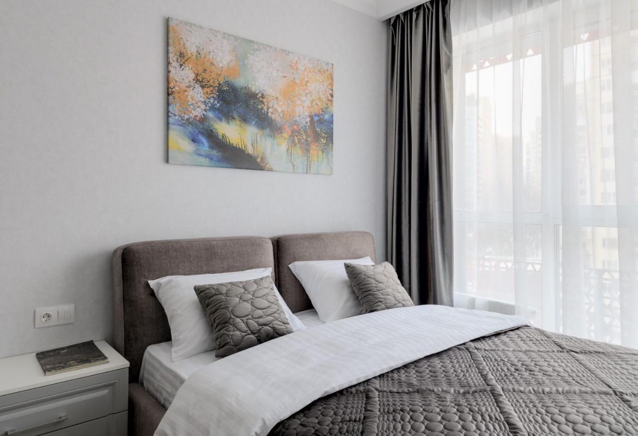 Modern New Cozy Apartment Kvartet Railway Station Kiew Exterior foto