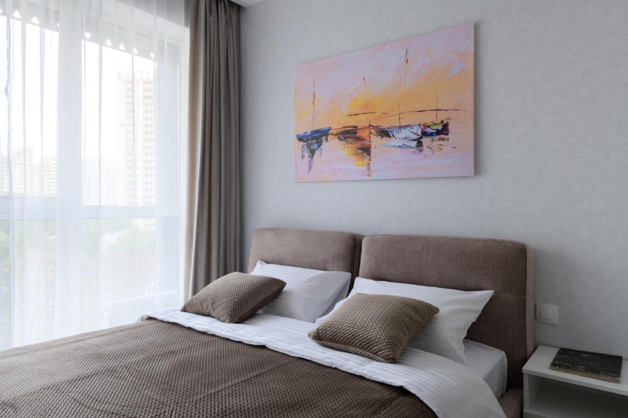 Modern New Cozy Apartment Kvartet Railway Station Kiew Exterior foto