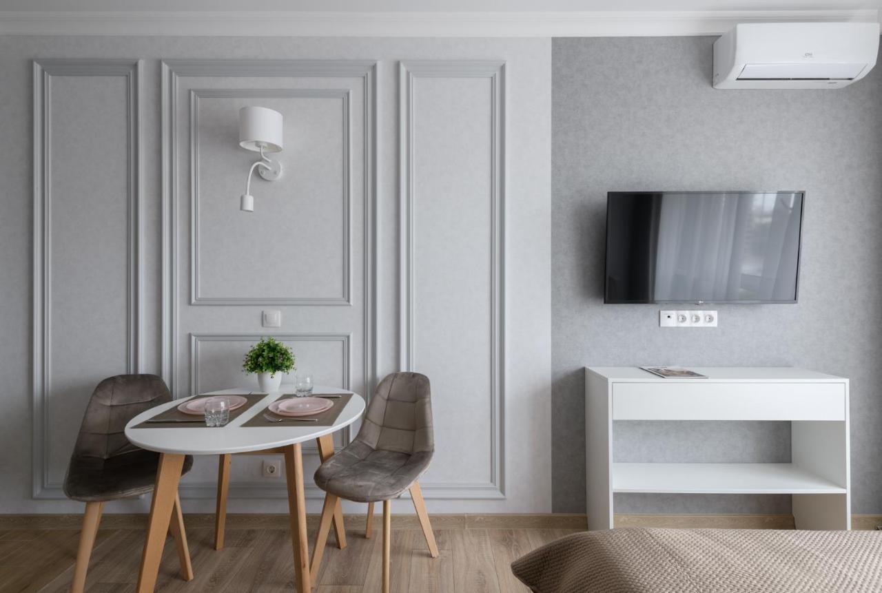 Modern New Cozy Apartment Kvartet Railway Station Kiew Exterior foto